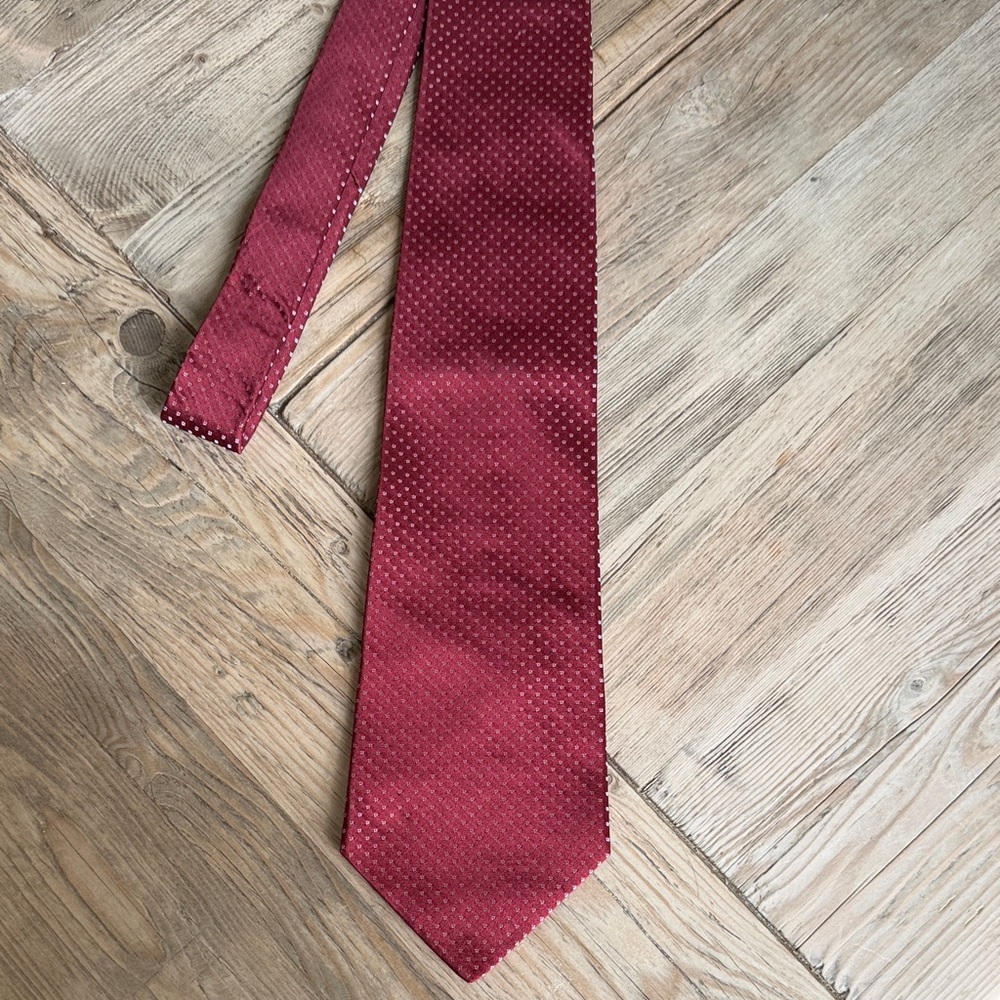 Murano Deep Red Textured Tie